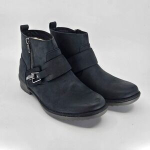 UGG Women's Cheyne Waterproof Leather Ankle Boot Fur Lined 7 Urban Utilitarian‎